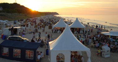 festzelte am strand